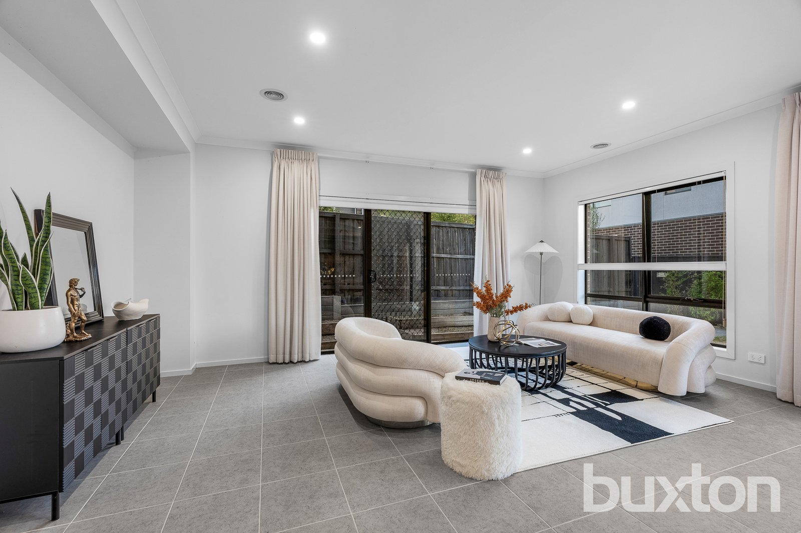 Gallery: 35 Aberdeen Drive