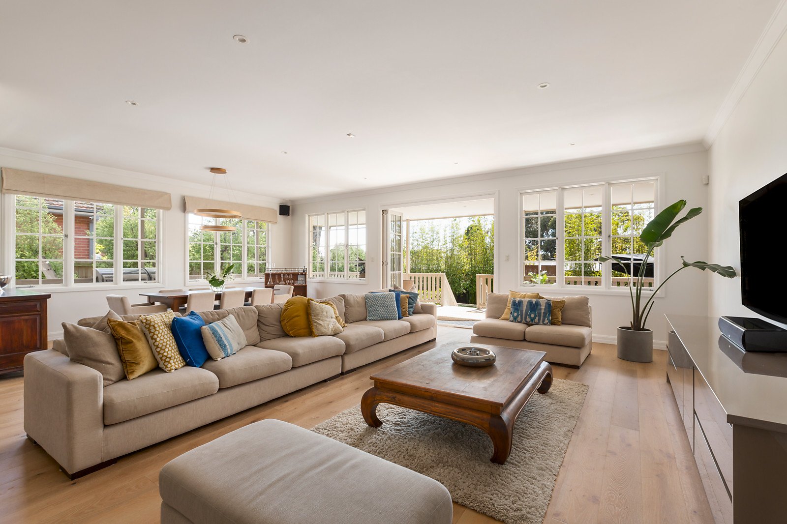 35 Adrian Street, Glen Iris, VIC