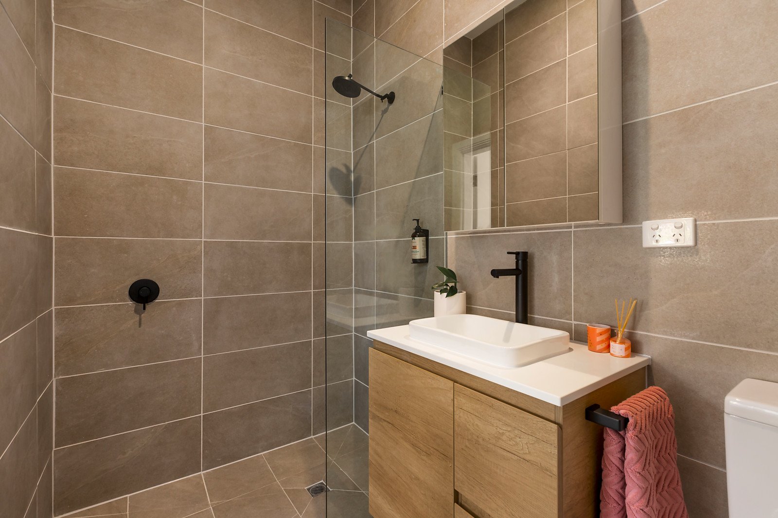 35 Adrian Street, Glen Iris, VIC