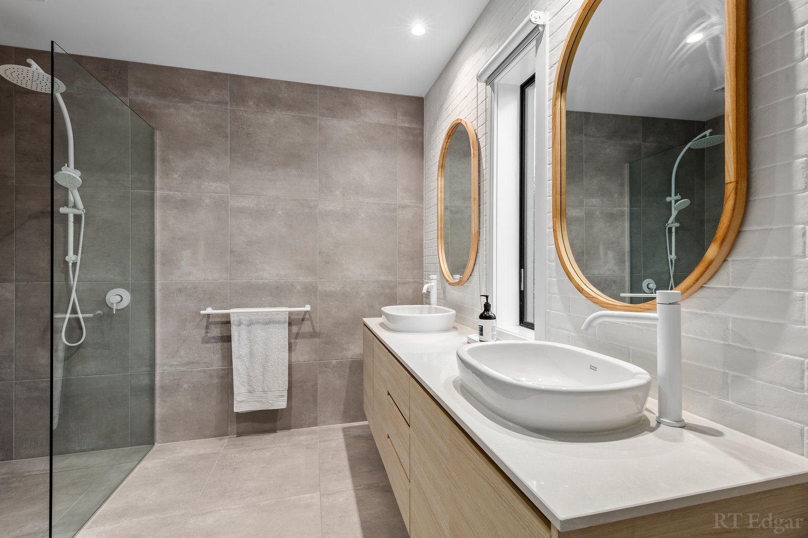 Real Estate and Property in 35 Aldebaran Road, Ocean Grove, VIC