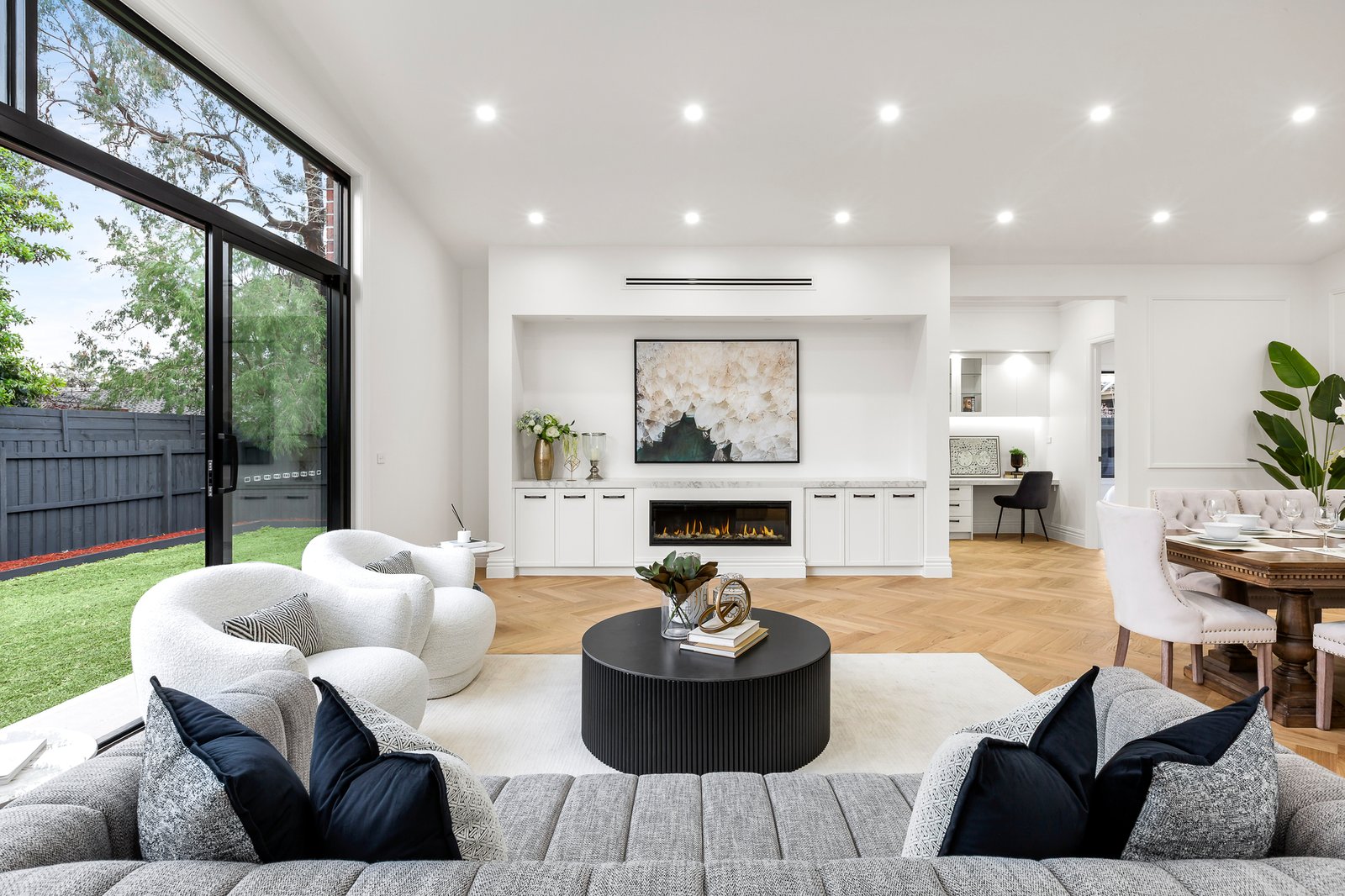 Gallery: 35 Annandale Crescent