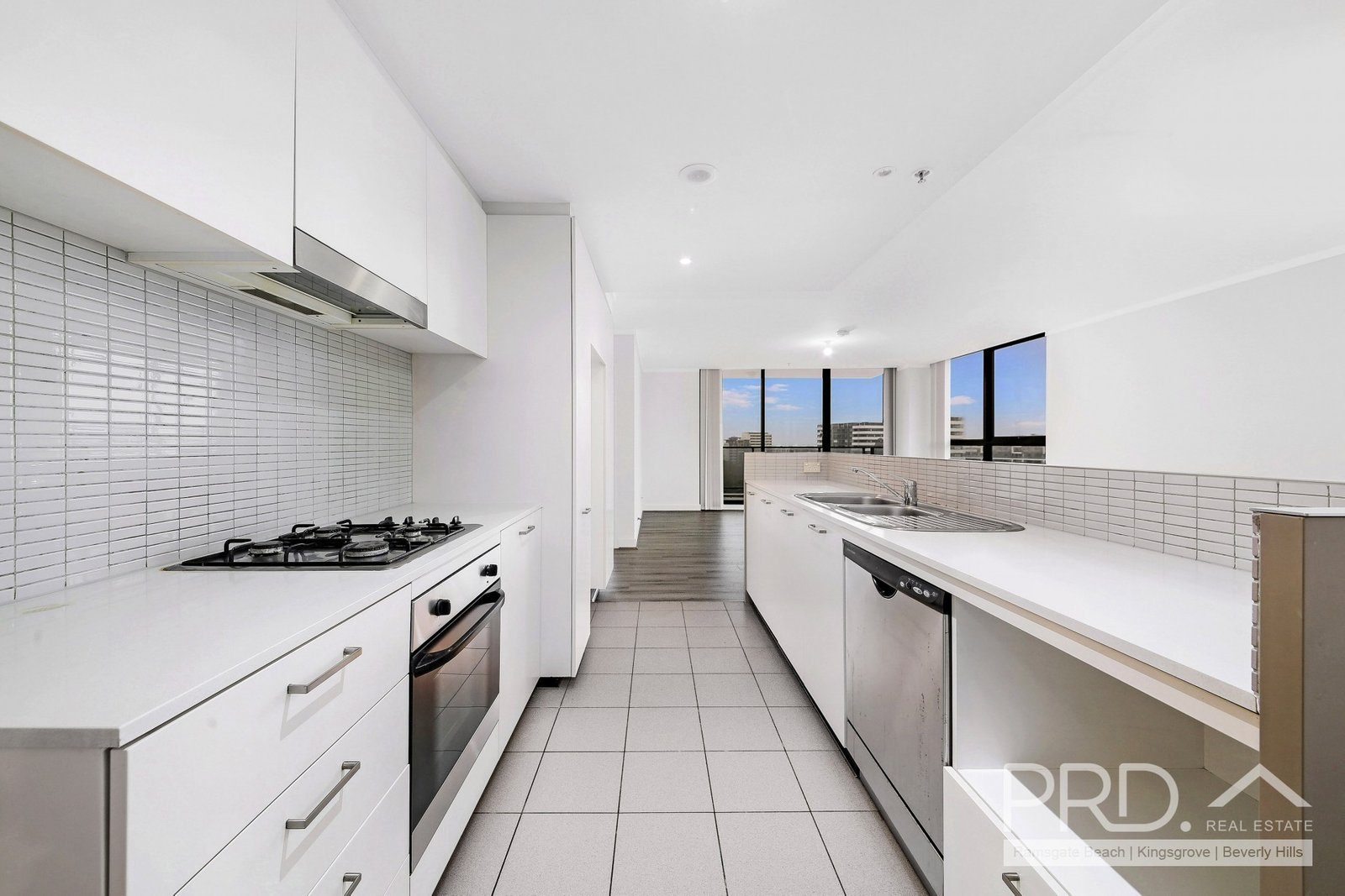 35 Arncliffe Street WOLLI CREEK 2