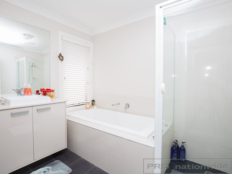 35 Arrowtail Street CHISHOLM 7