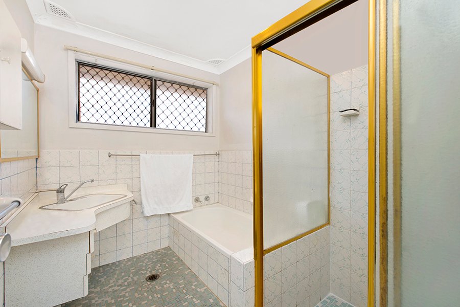 35 Atchison Rd  MACQUARIE FIELDS 3