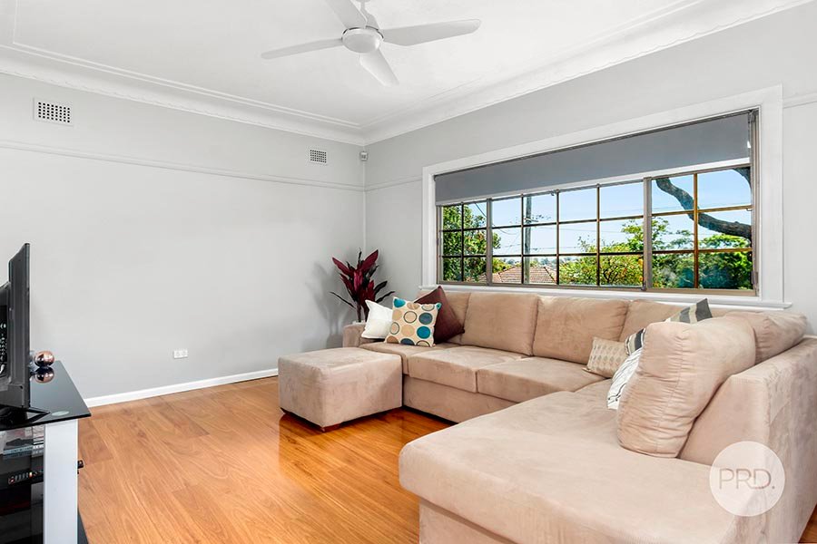 35 Balmoral Road MORTDALE 8