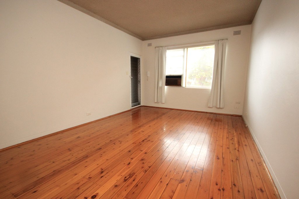 35 Banks Street MONTEREY 2