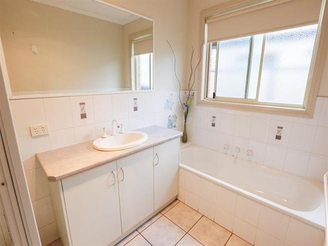 35 Belle Gardens Drive MILDURA 5