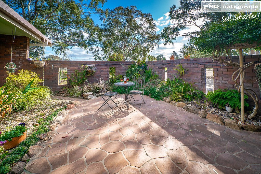 35 Blackbutt Road LAKE ALBERT 2