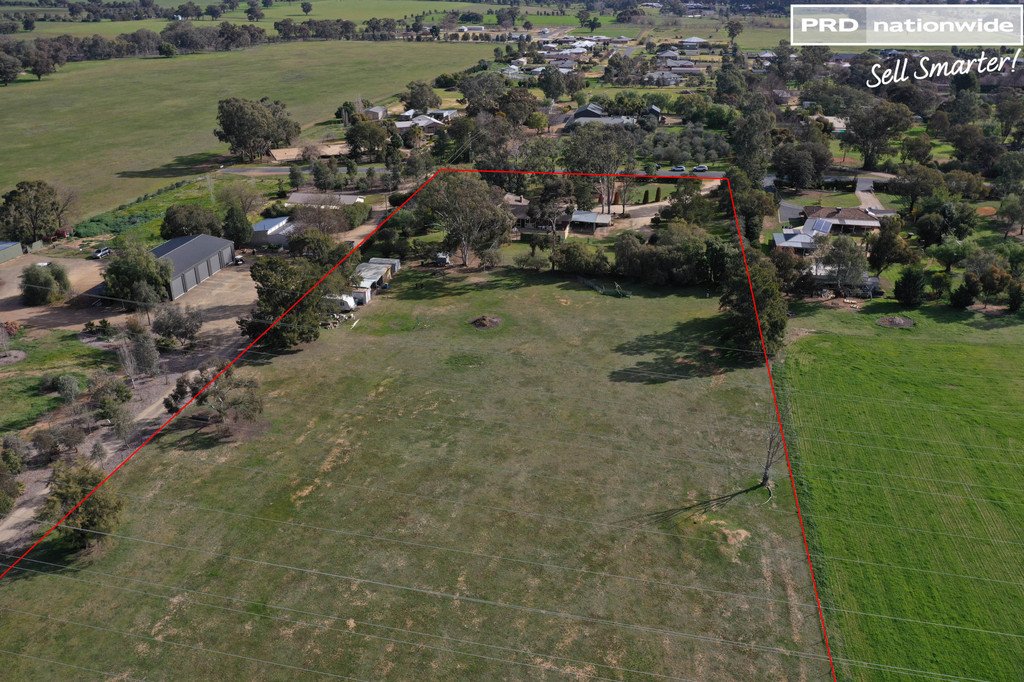 35 Blackbutt Road LAKE ALBERT 20