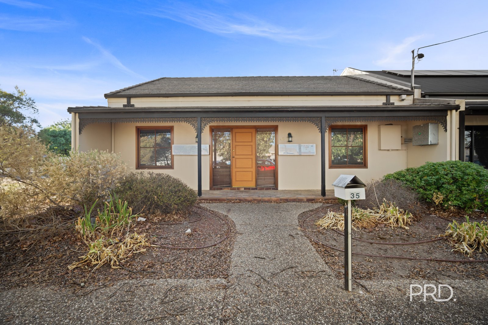 35 Blake Street WAGGA WAGGA 2