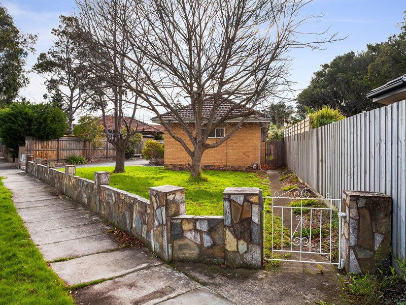 Gallery: 35 Booker Street