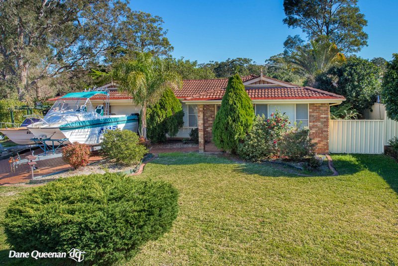 35 Boronia Drive SALAMANDER BAY 1