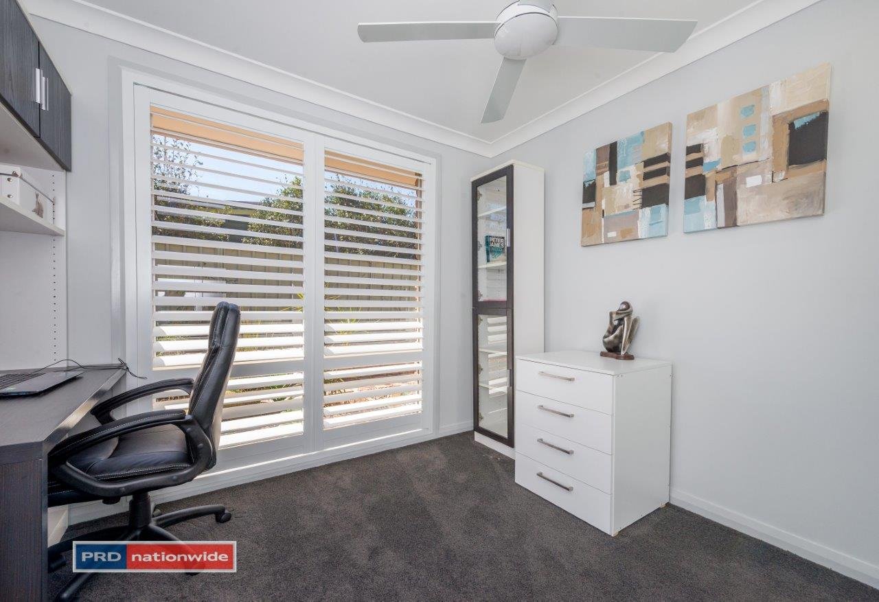 35 Boronia Drive,  SALAMANDER BAY 16