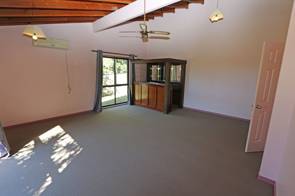 35 Bradstone Road CARRARA 6