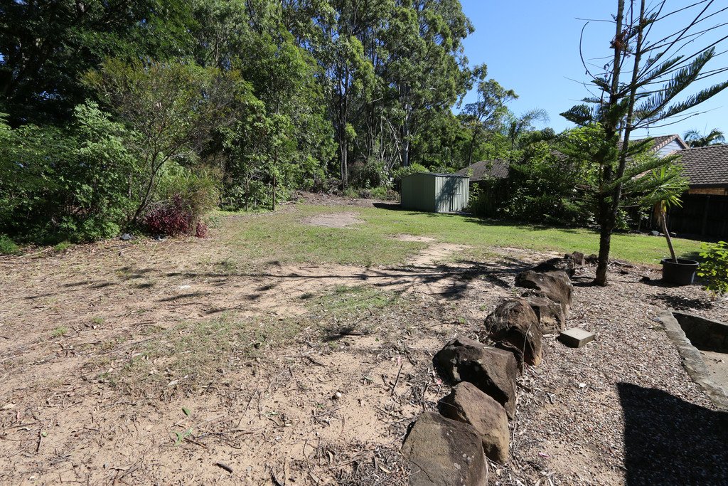 35 Bradstone Road CARRARA 12