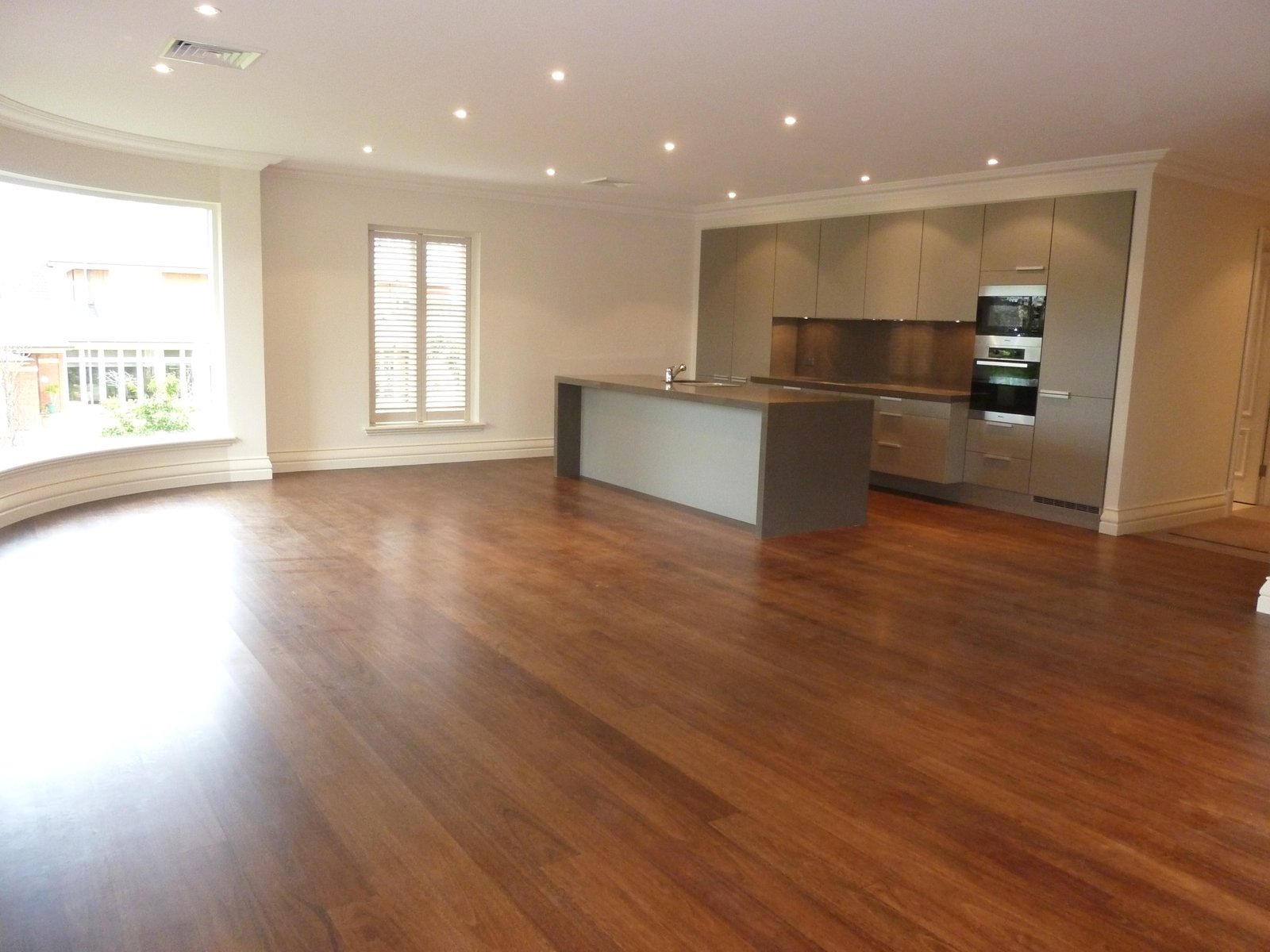 Gallery: 3/5 Brandon Close