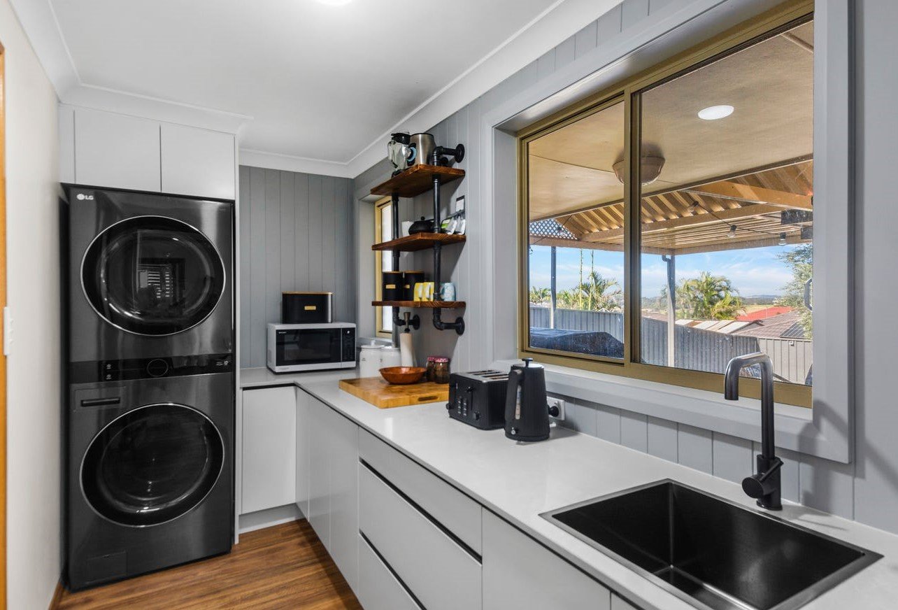 35 Brindabella Dr  HORSLEY 3