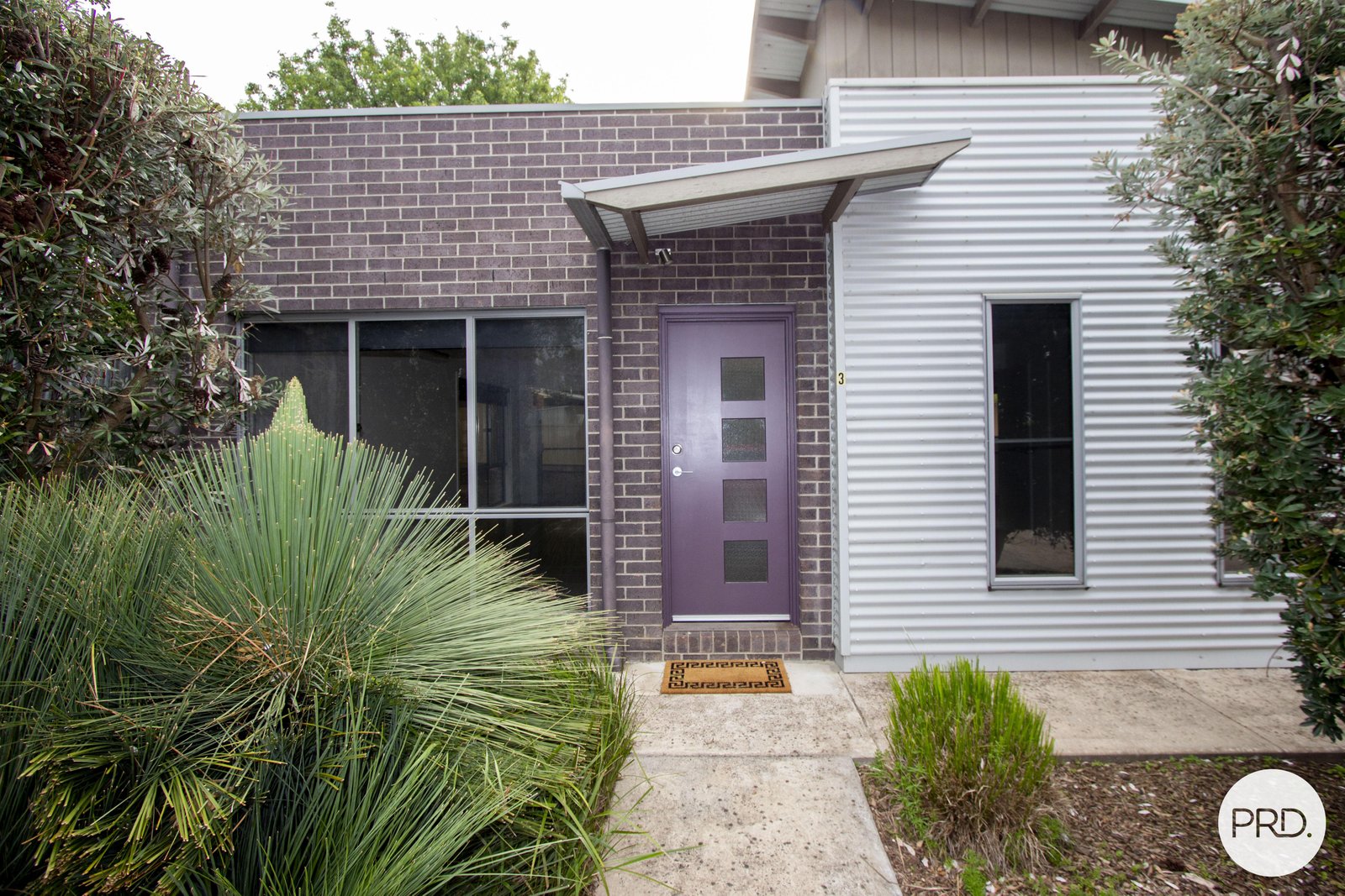 3/5 Brophy Street BROWN HILL 1