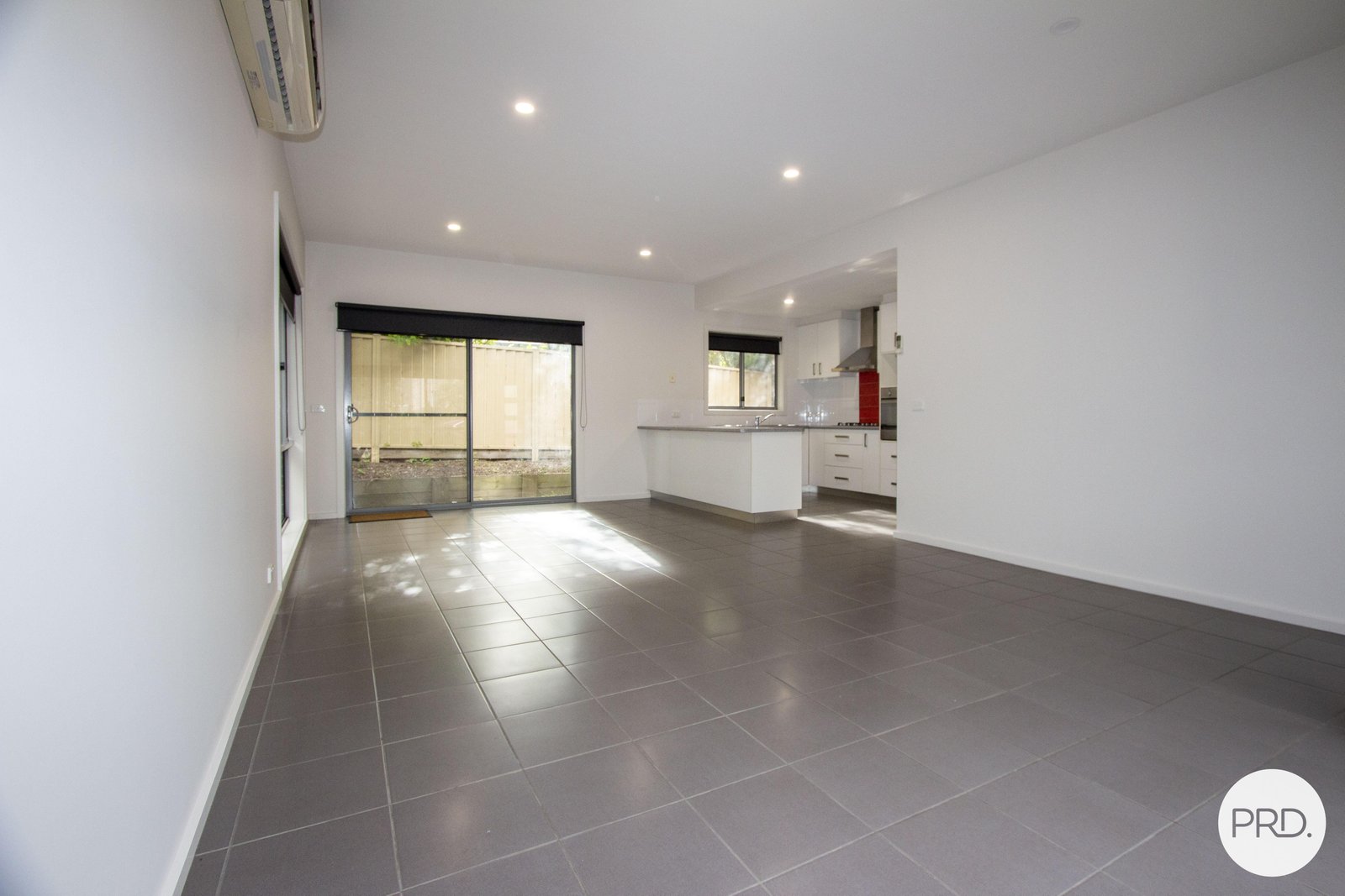 3/5 Brophy Street BROWN HILL 5