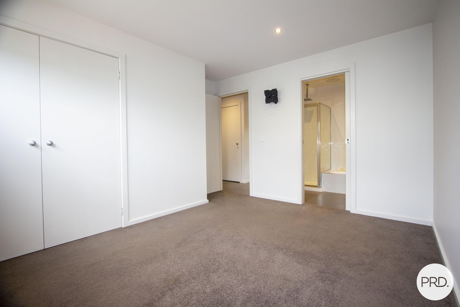 3/5 Brophy Street BROWN HILL 7