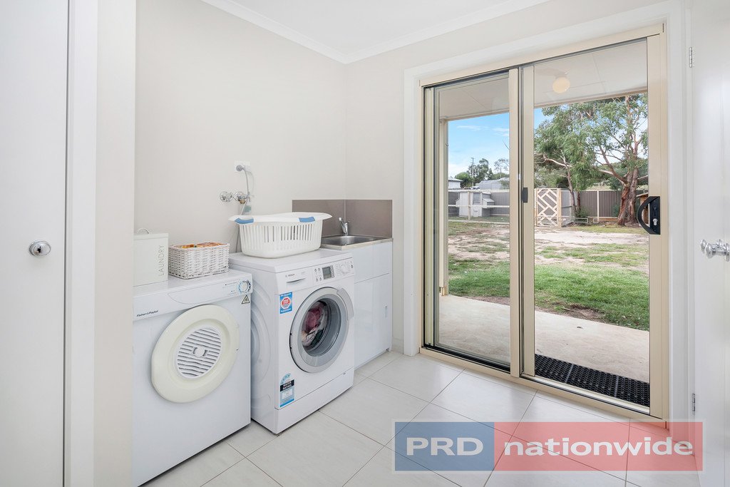 35 Browns Road SMYTHESDALE 12