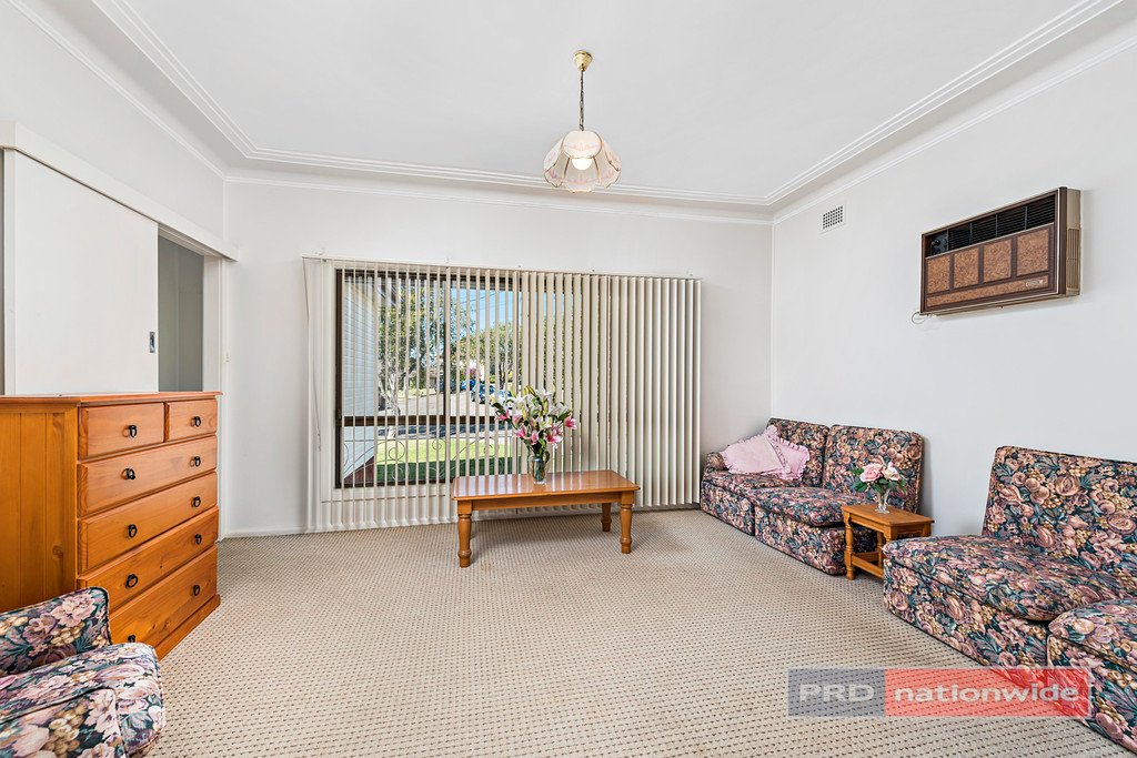 35 Bruce Ave  PANANIA 2