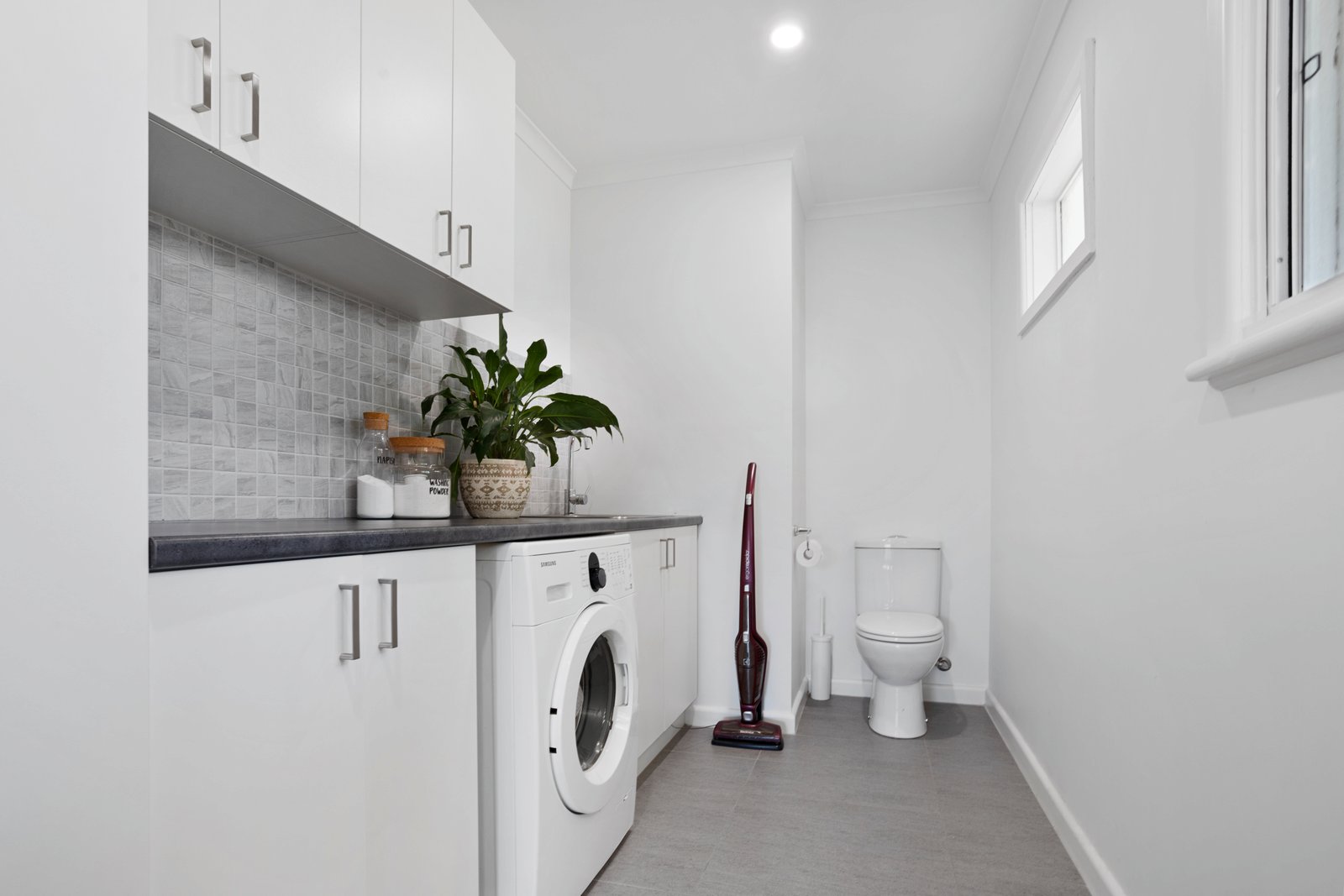 35 Buckley Street LONG GULLY 11