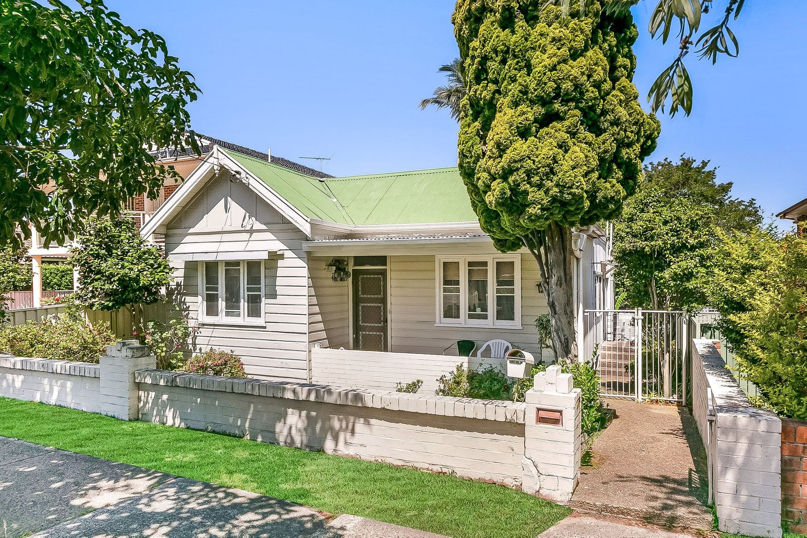 35 Caledonian Street, BEXLEY NSW 2207