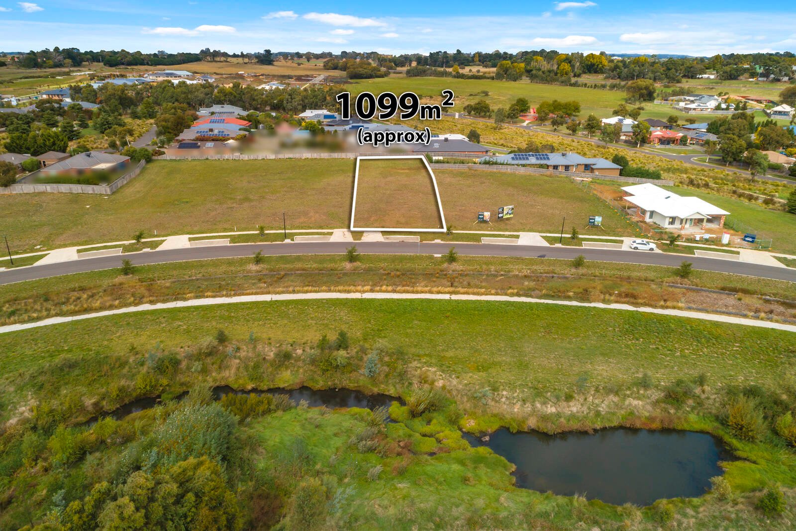 Real Estate and Property in 35 Campaspe Drive, Kyneton, VIC