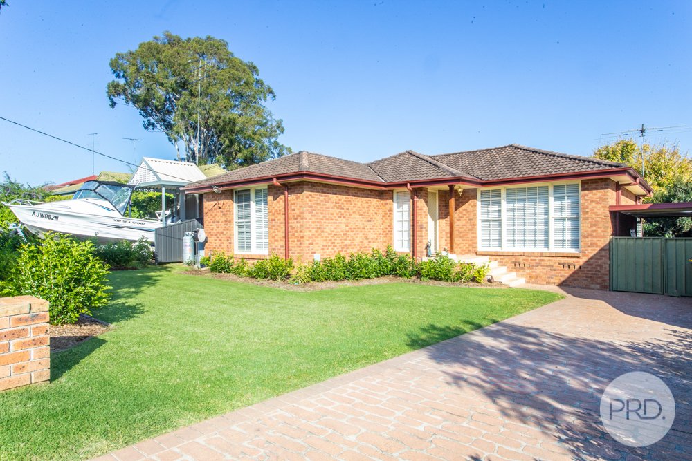 35 Carinda Dr  South Penrith 3