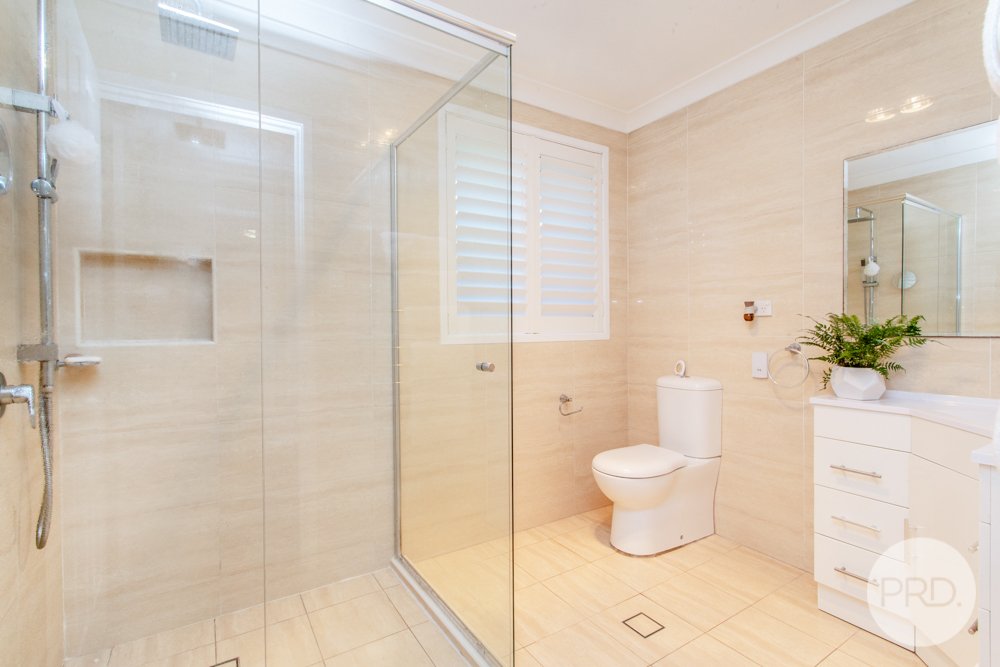 35 Carinda Dr  South Penrith 17