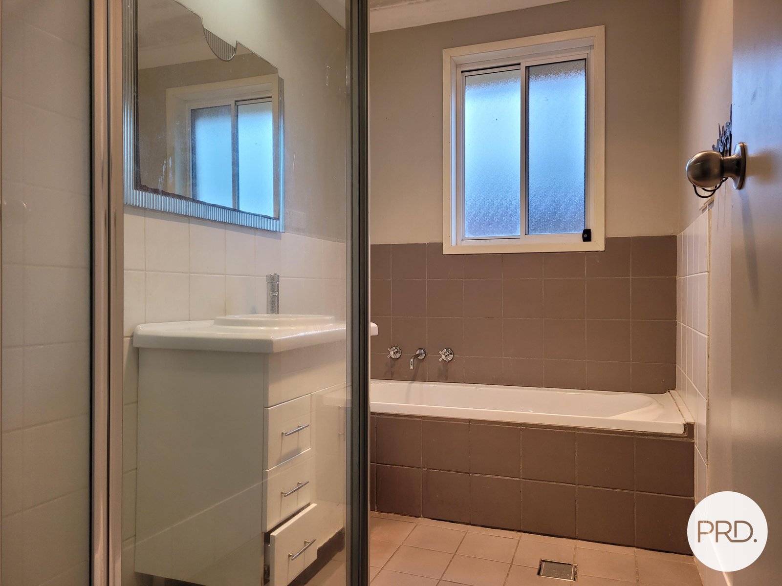 35 Charles Street QUEANBEYAN 8