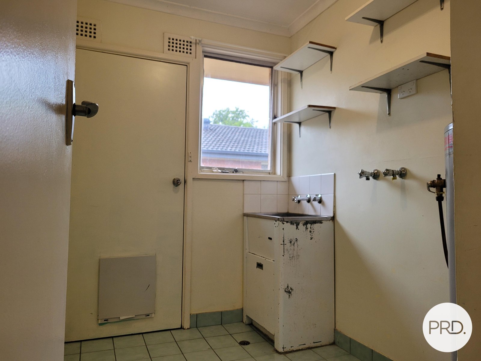 35 Charles Street QUEANBEYAN 9