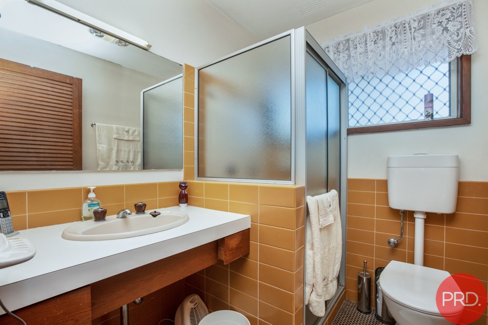 35 Chelmsford Drive METFORD 9