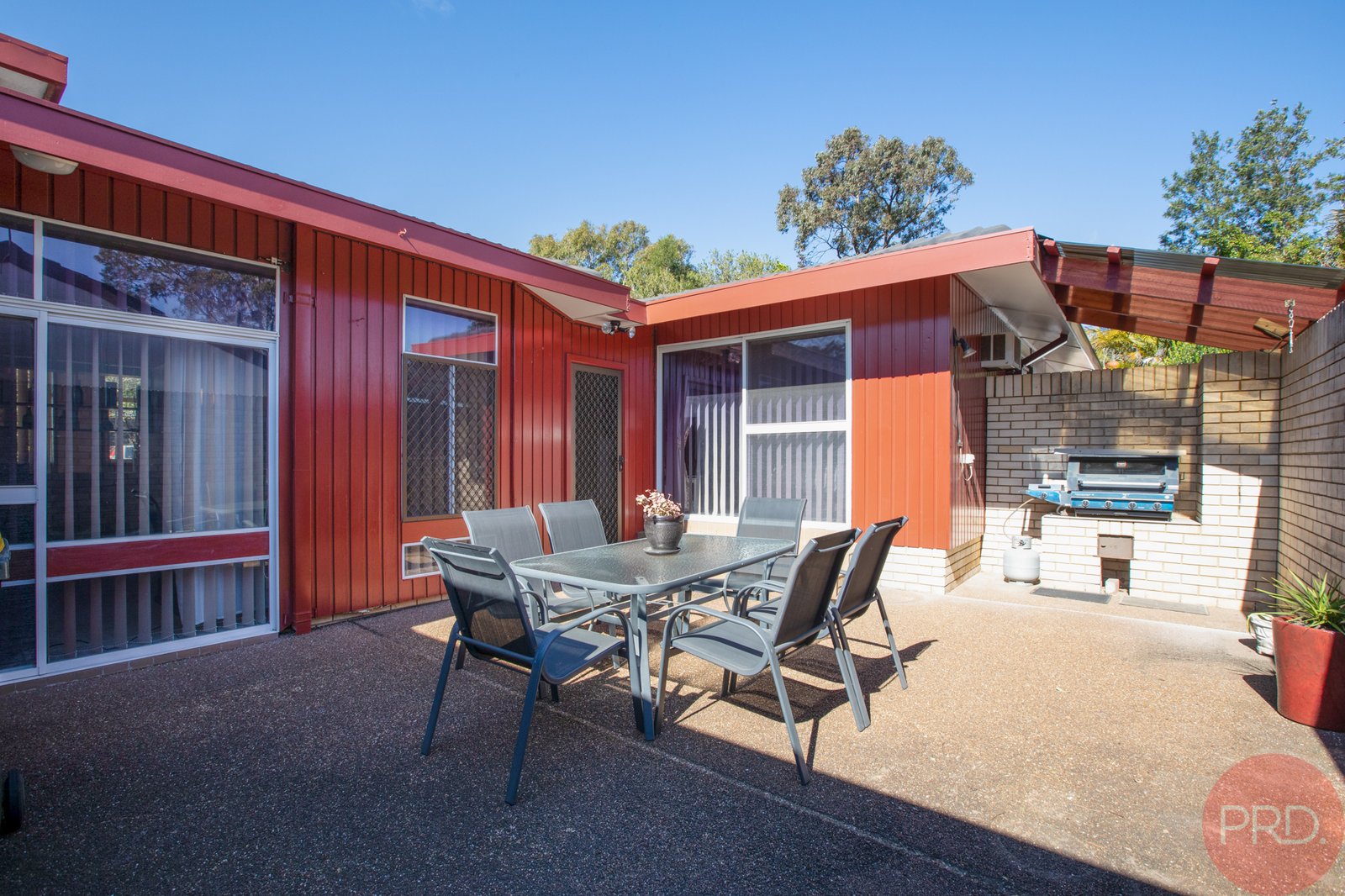 35 Chelmsford Drive METFORD 16