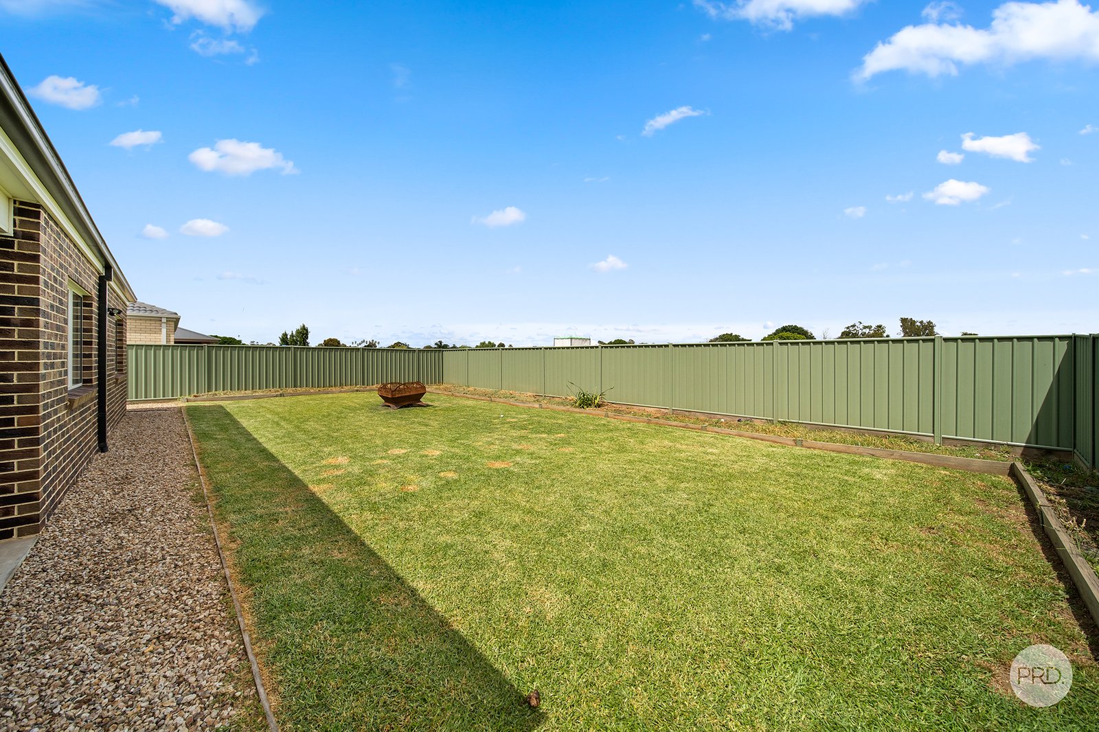 35 Cloverfields Crescent EPSOM 15
