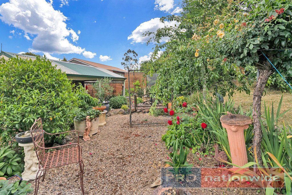 35 Clunes Road CRESWICK 11