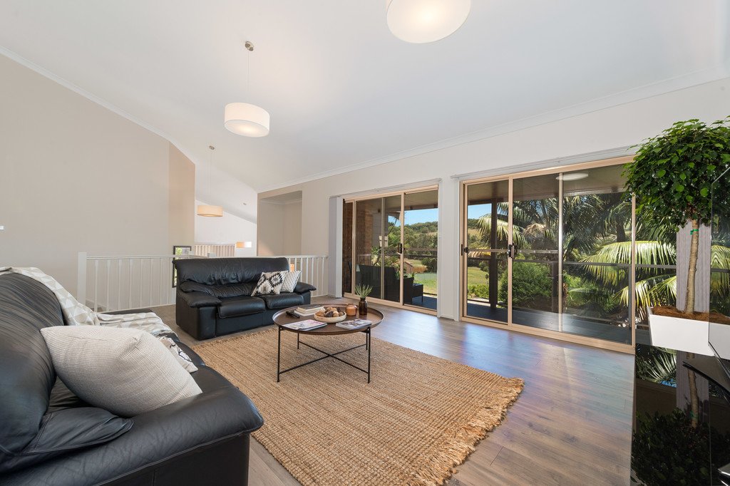 35 Conway Cr BLACKBUTT 8