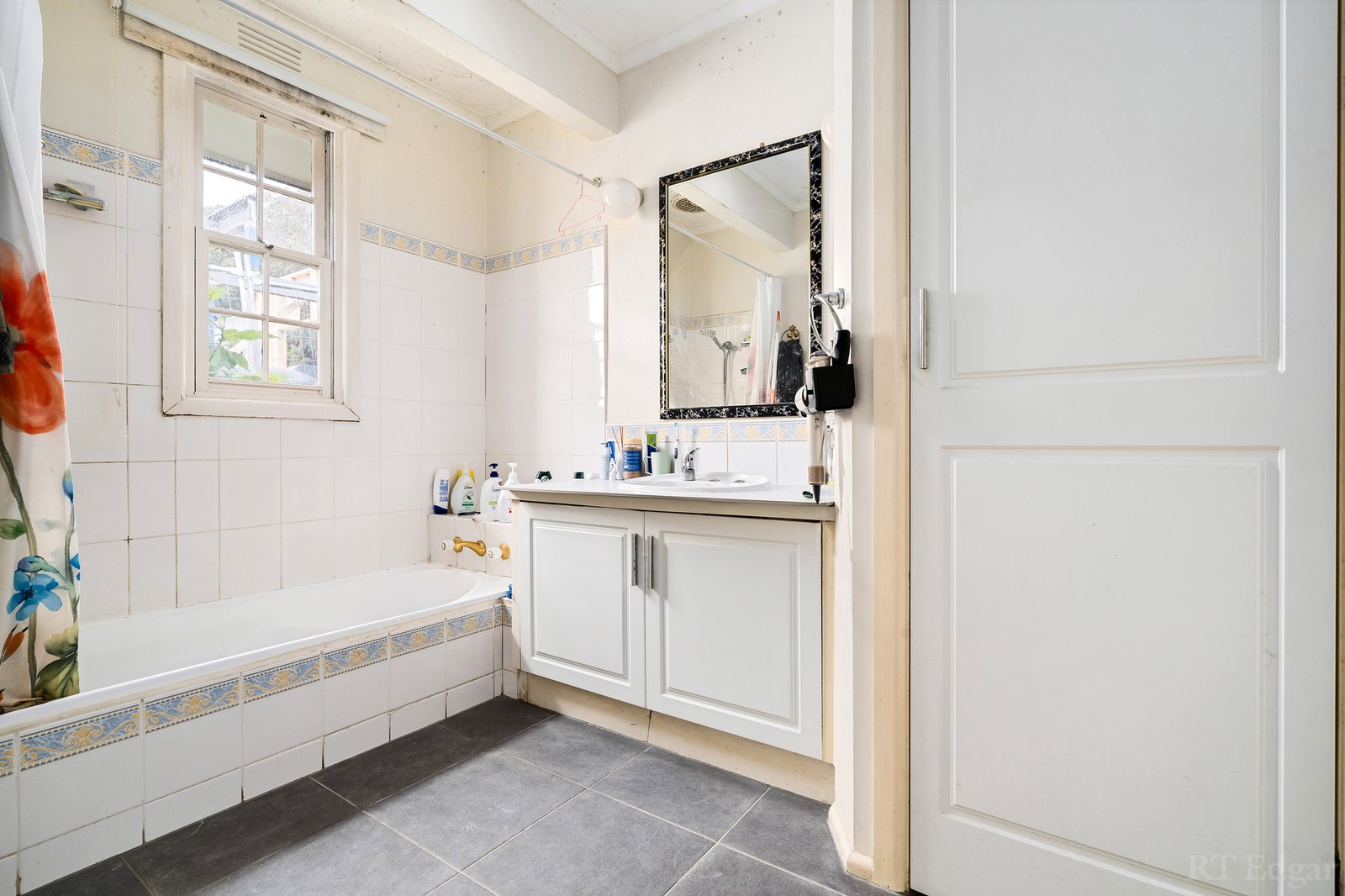 Real Estate and Property in 35 Corella Street, Doncaster, VIC