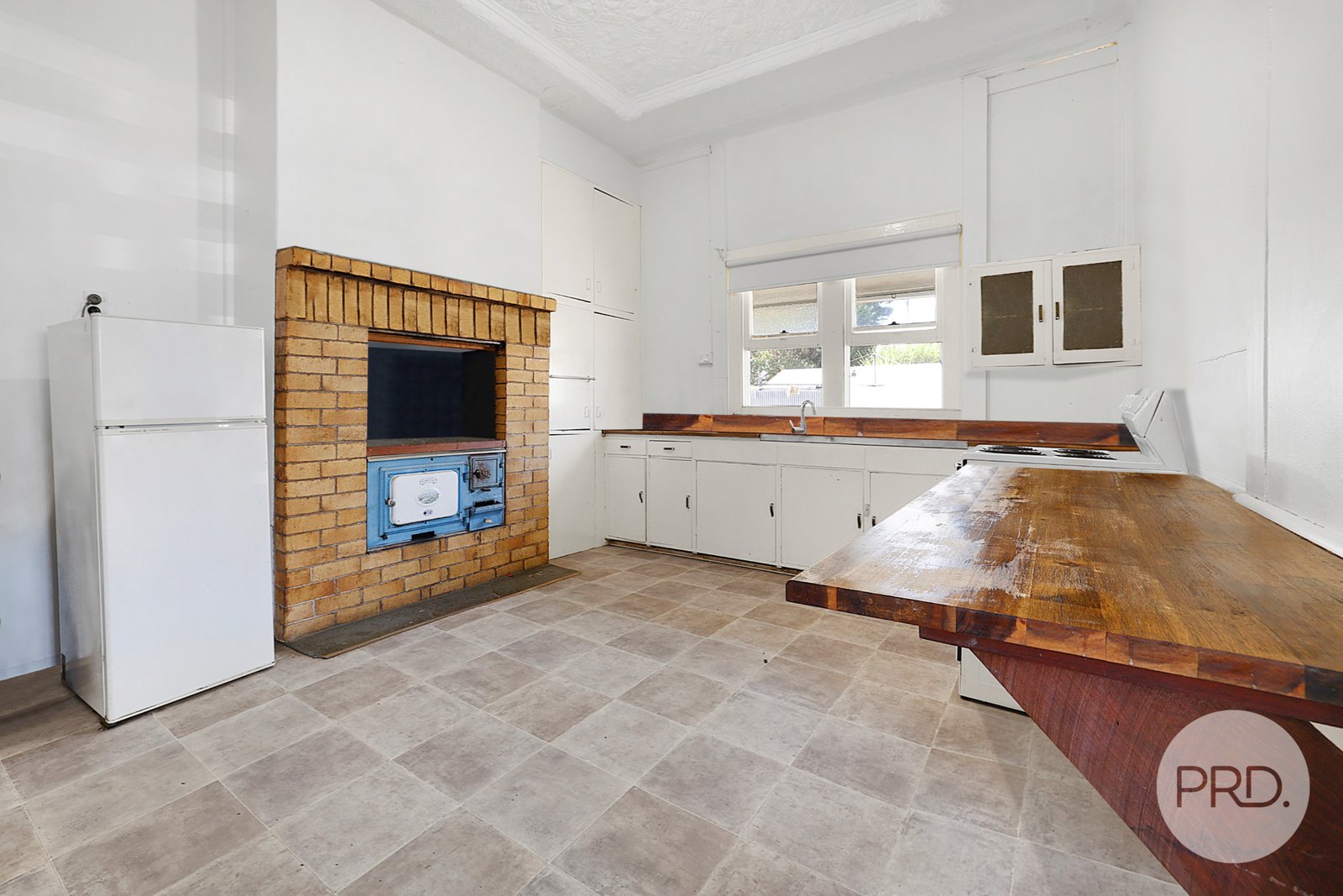 35 Court Street MANILLA 6