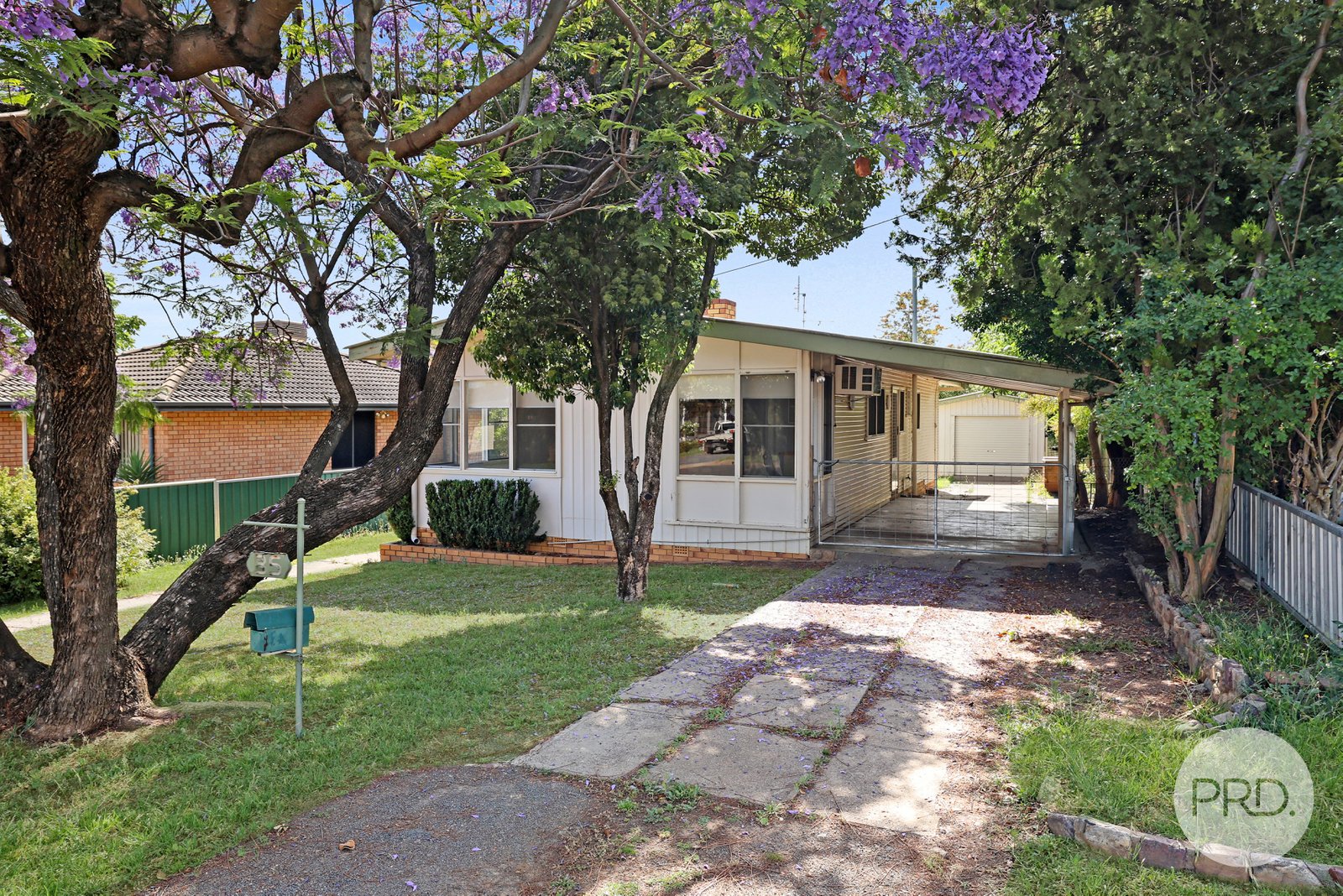 35 Croydon Avenue TAMWORTH 2