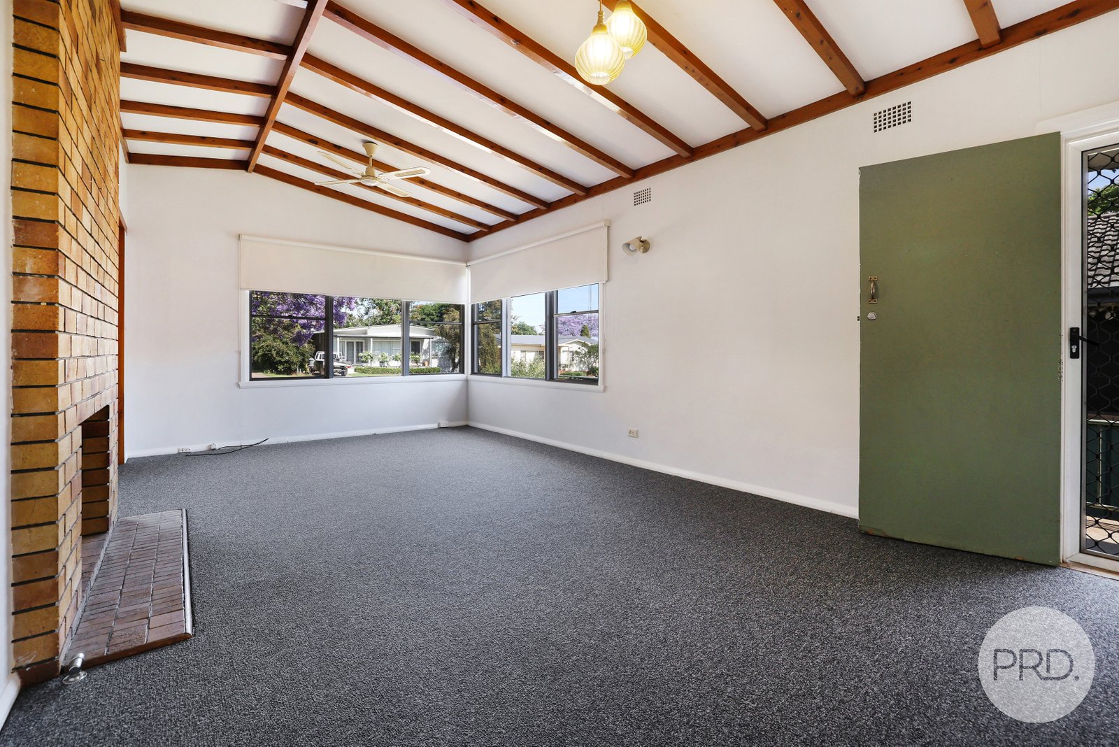 35 Croydon Avenue TAMWORTH 5