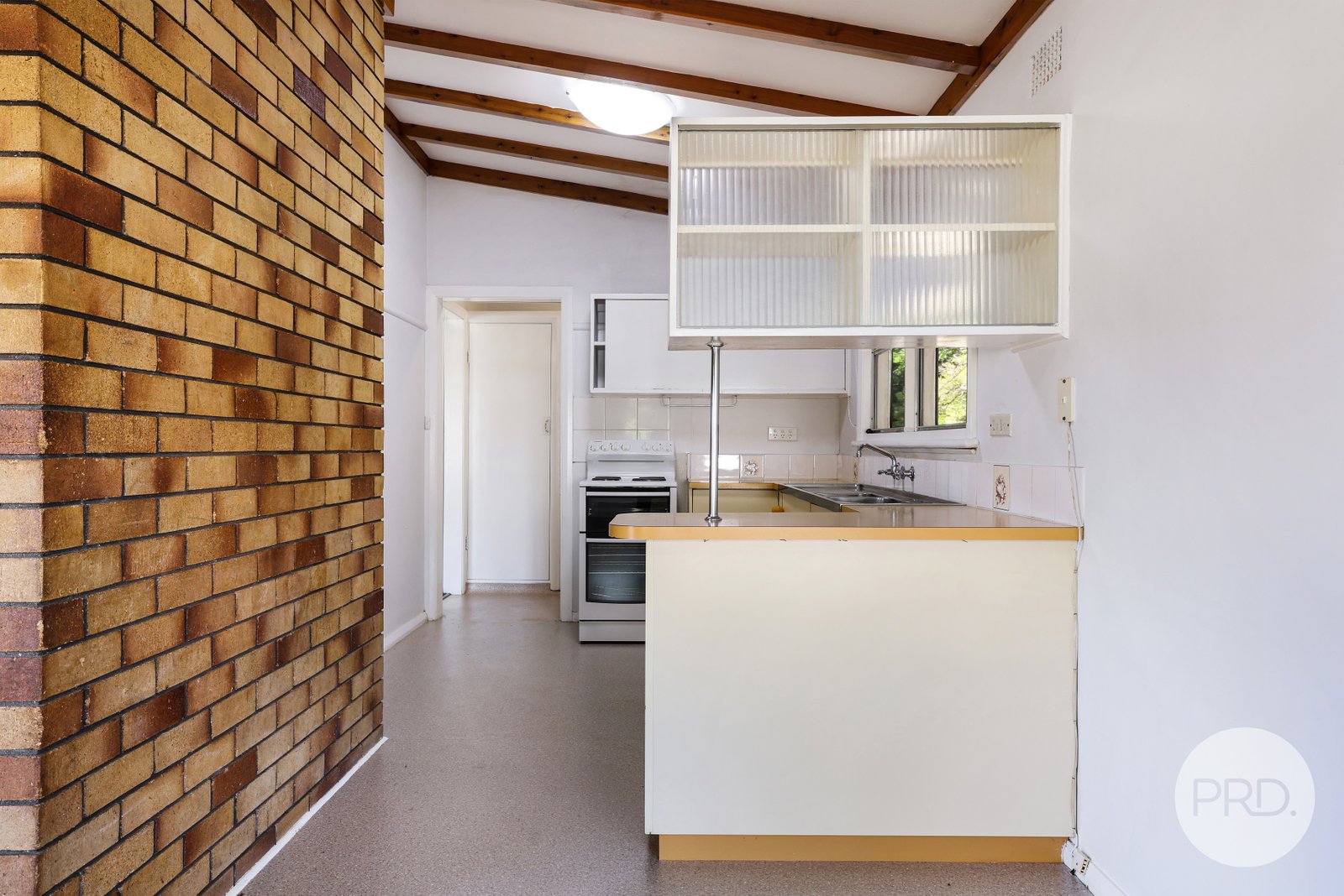 35 Croydon Avenue TAMWORTH 9