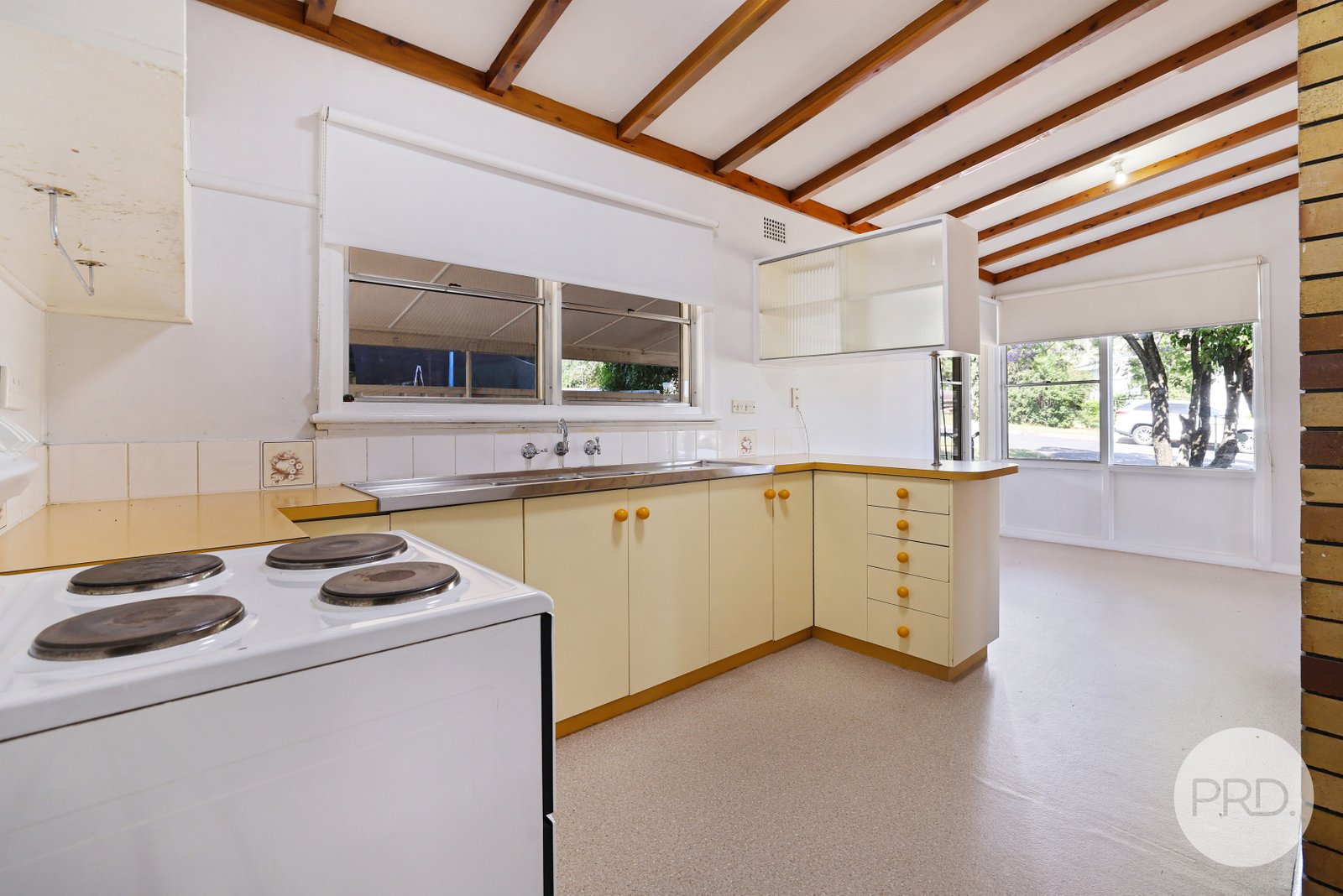 35 Croydon Avenue TAMWORTH 11