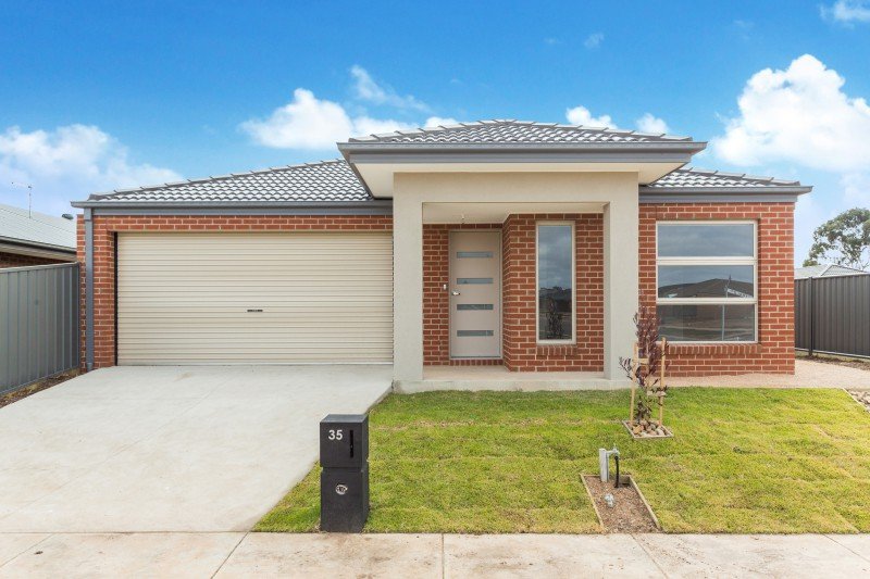 35 Daisy Street HUNTLY 1
