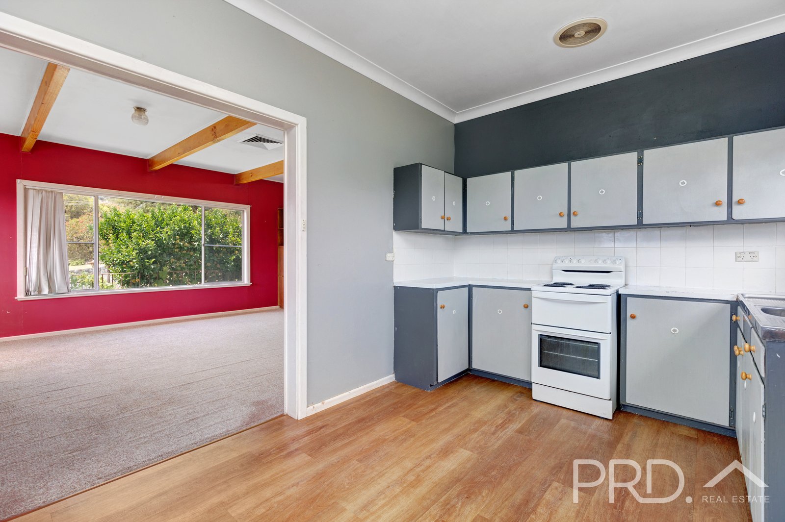 35 Dalhunty Street TUMUT 6