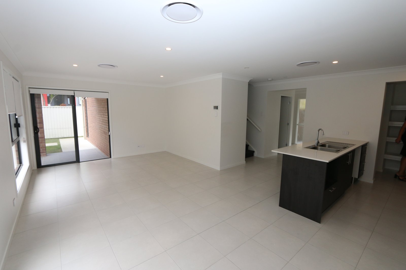 35 Dellwood Circuit MOLENDINAR 3