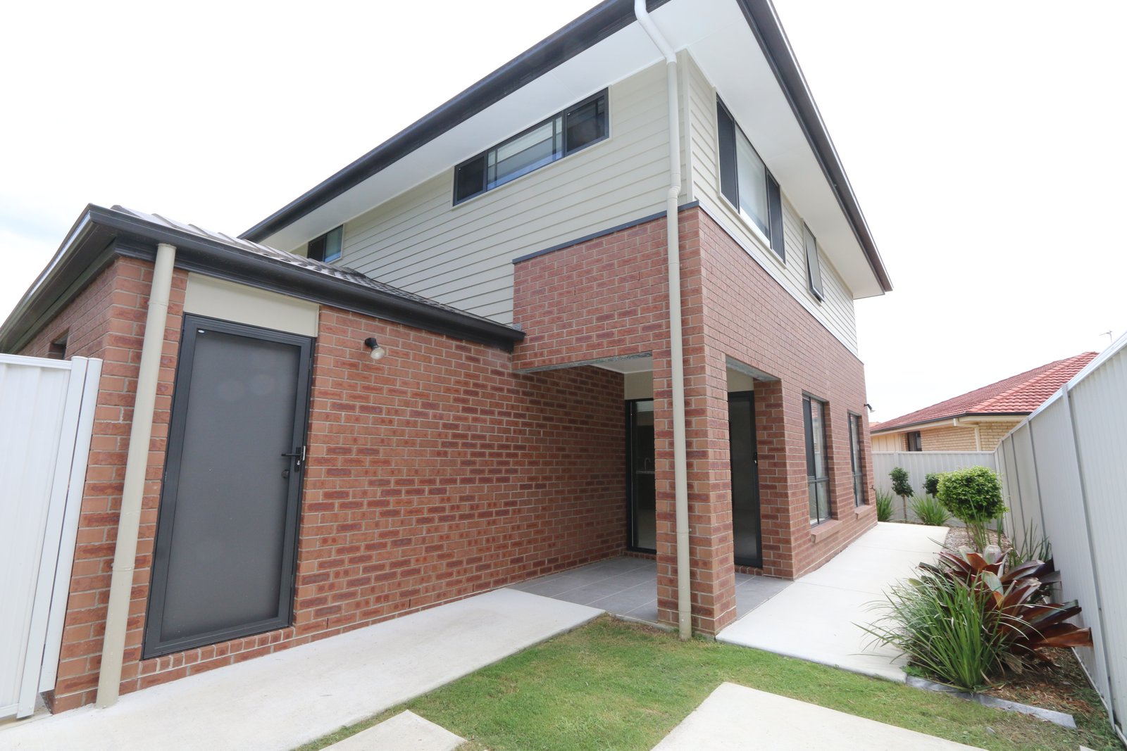 35 Dellwood Circuit MOLENDINAR 12