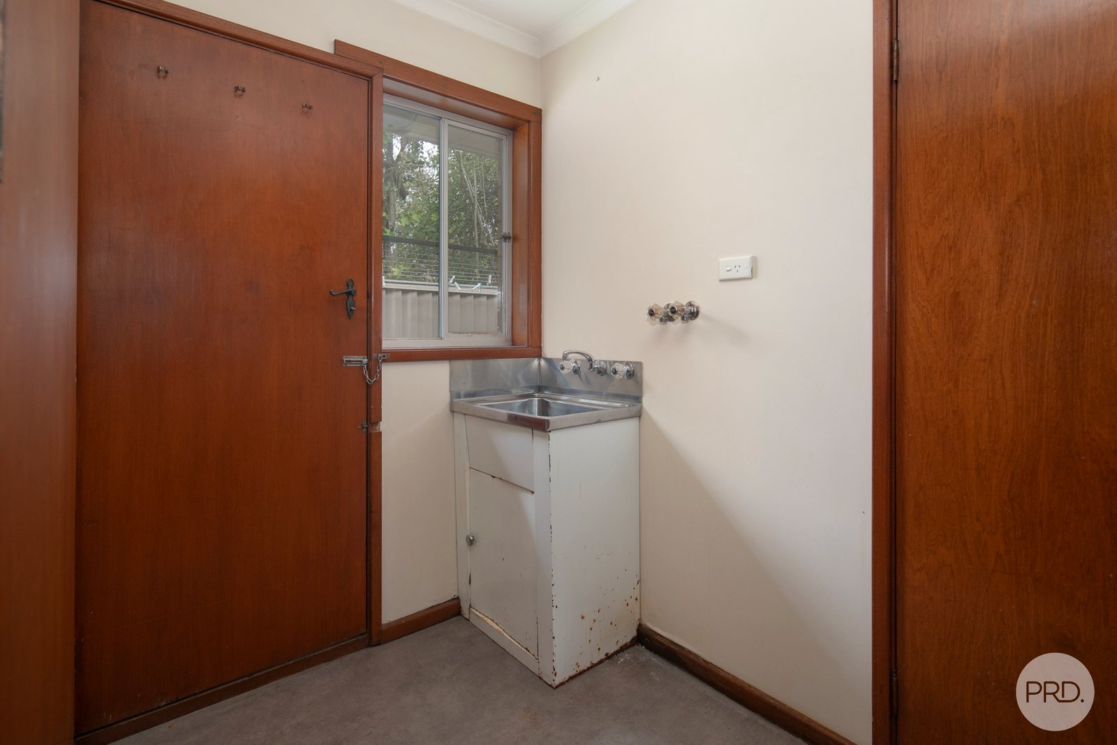 3/5 Dover Street WENDOUREE 7
