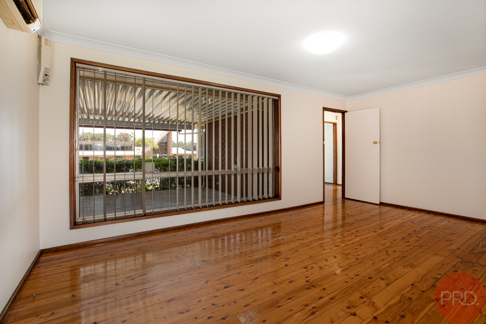 35 Dunkley Street RUTHERFORD 2